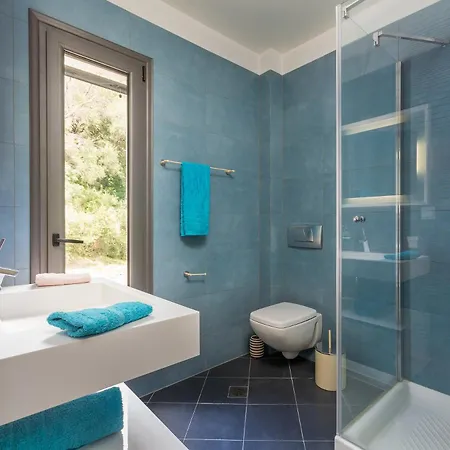 360 Corfu Gastouri (Corfu)